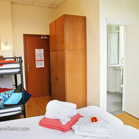 Hostel Santangela & *