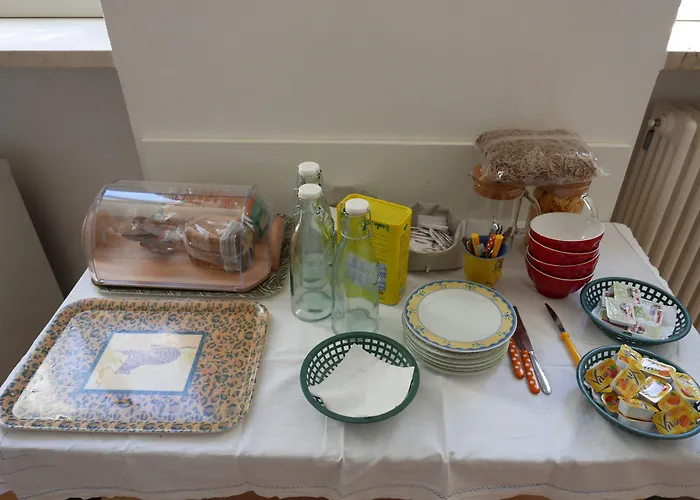 Хостел Santangela & *