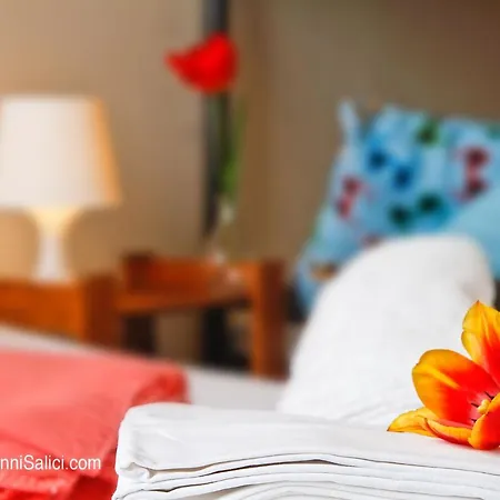 호스텔 Santangela & 메나지오